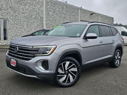 Silver Mist Metallic 2025 Volkswagen Atlas 2.0T SE w/Technology 4MOTION