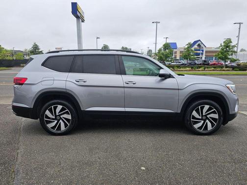 Silver Mist Metallic 2025 Volkswagen Atlas 2.0T SE w/Technology 4MOTION
