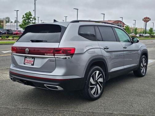 Silver Mist Metallic 2025 Volkswagen Atlas 2.0T SE w/Technology 4MOTION