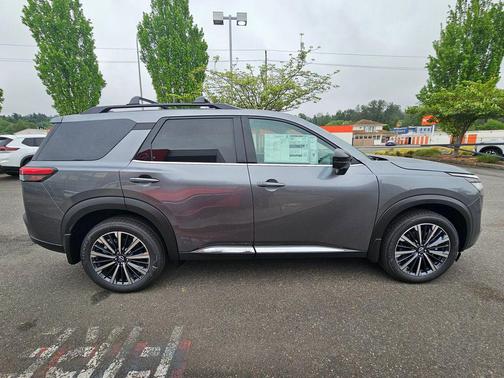 Gun Metallic 2026 Nissan Pathfinder Platinum