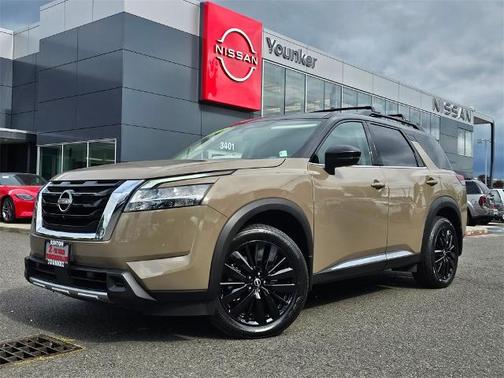 2023 Nissan Pathfinder Platinum