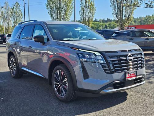 Boulder Gray Pearl 2026 Nissan Pathfinder Platinum