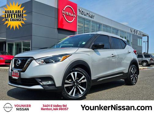 Brilliant Silver Metallic 2020 Nissan Kicks SR