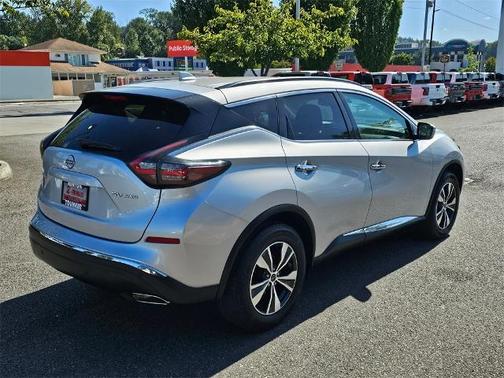2023 Nissan Murano SV