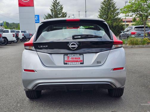 Brilliant Silver Metallic 2024 Nissan Leaf SV PLUS