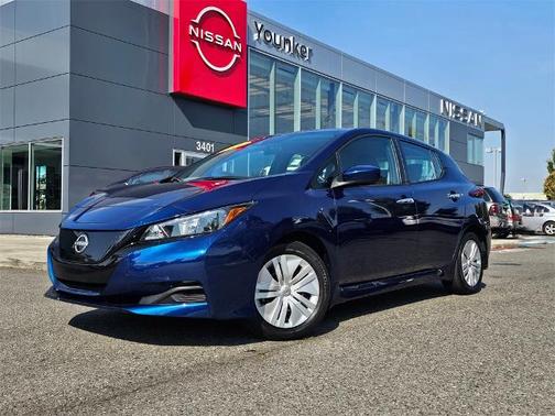2024 Nissan Leaf S