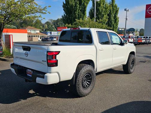 Glacier White 2025 Nissan Frontier SV