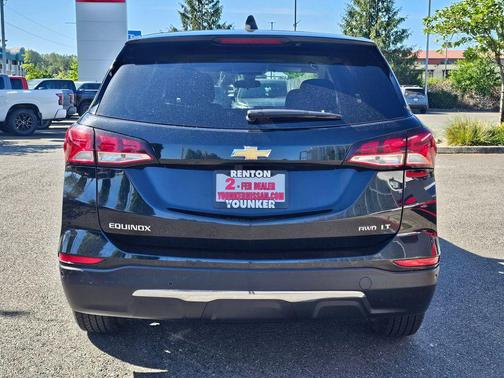 Mosaic Black Metallic 2024 Chevrolet Equinox 1LT