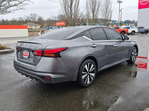 Gun Metallic 2022 Nissan Altima 2.5 SV