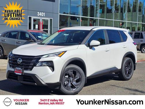 Everest White Pearl Tricoat 2026 Nissan Rogue SV