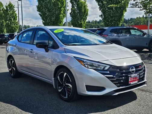 Brilliant Silver Metallic 2025 Nissan Versa 1.6 S