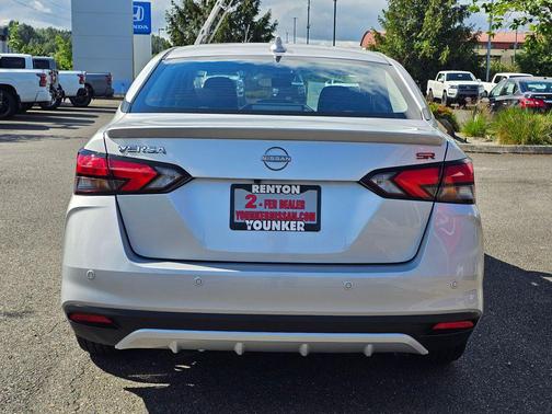 Brilliant Silver Metallic 2025 Nissan Versa 1.6 S
