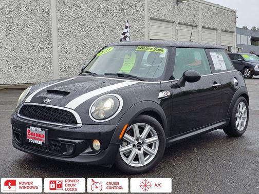 Midnight Black Metallic 2013 MINI Hardtop Cooper S