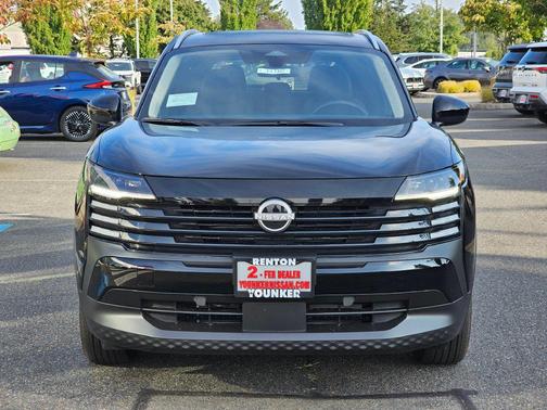 Super Black 2027 Nissan Kicks SV