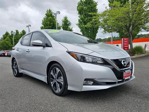 2022 Nissan Leaf SV