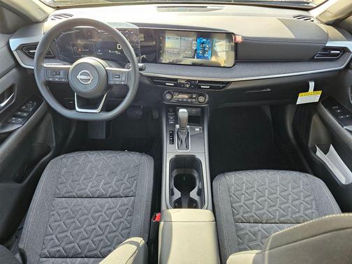 Super Black 2026 Nissan Kicks SV