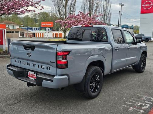 Boulder Gray Pearl 2026 Nissan Frontier SV