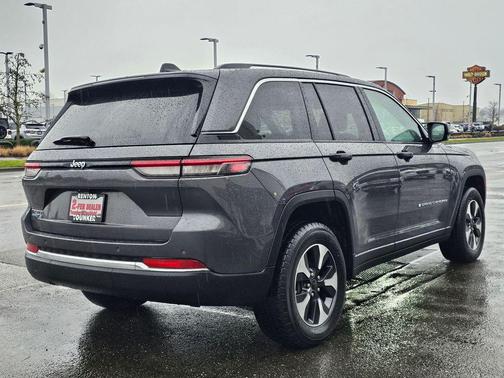 Baltic Gray Metallic Clearcoat 2024 Jeep Grand Cherokee 4xe Base