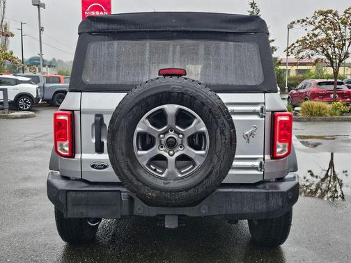 ICONIC SILVER METALLIC 2024 Ford Bronco Big Bend