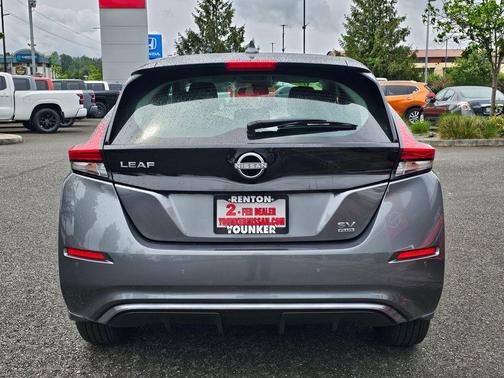 Gun Metallic 2025 Nissan Leaf SV PLUS