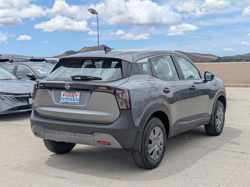 Gun Metallic 2026 Nissan Kicks S