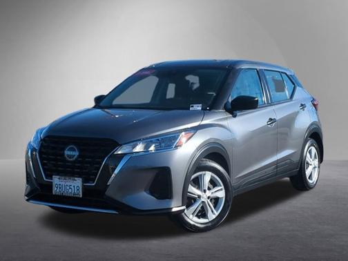 2022 Nissan Kicks S