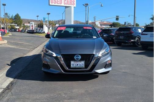 2022 Nissan Altima 2.5 SR