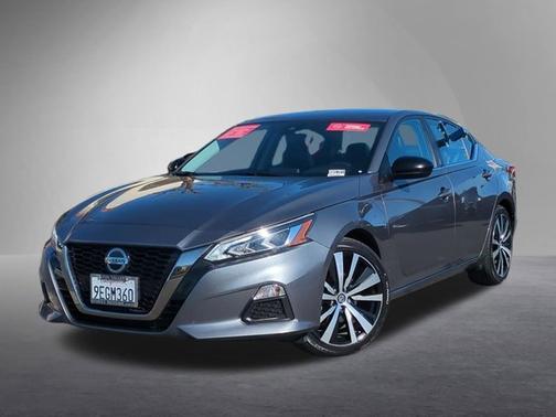 2022 Nissan Altima 2.5 SR