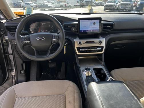 2021 Ford Explorer Base