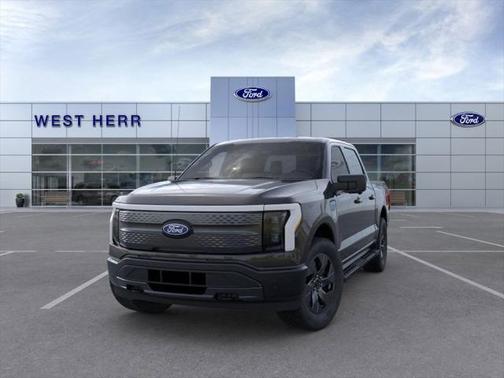 2025 Ford F-150 Lightning Flash
