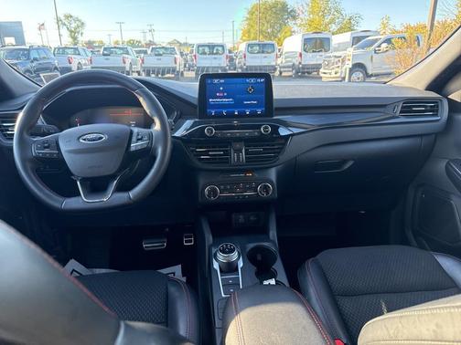 2023 Ford Escape ST-Line Select