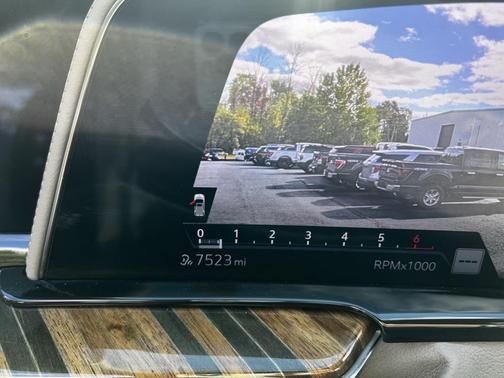 2023 Cadillac Escalade ESV Premium Luxury Platinum