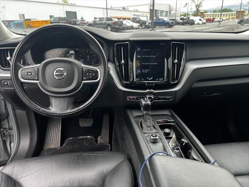2018 Volvo XC60 T5 Momentum