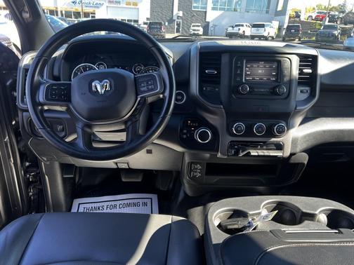 2022 RAM 2500 Tradesman Crew Cab 4x4 8' Box