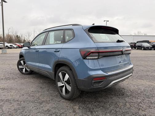 2025 Volkswagen Taos 1.5T S