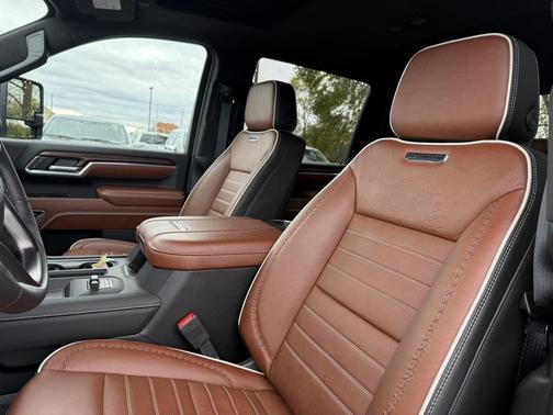 2025 GMC Sierra 2500 Denali Ultimate