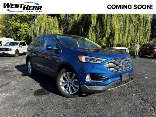 2022 Ford Edge Titanium