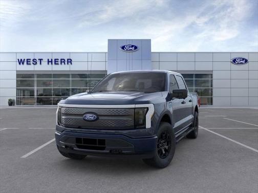 2025 Ford F-150 Lightning XLT