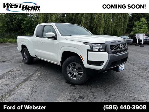 2025 Nissan Frontier SV