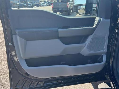 AGATE BLACK 2025 Ford F-450 XLT DRW
