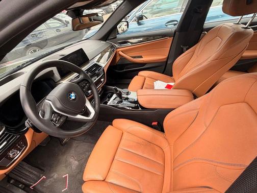 Imperial Blue Metallic 2020 BMW 530 i xDrive
