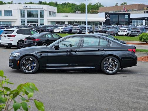 2022 BMW M5 Base