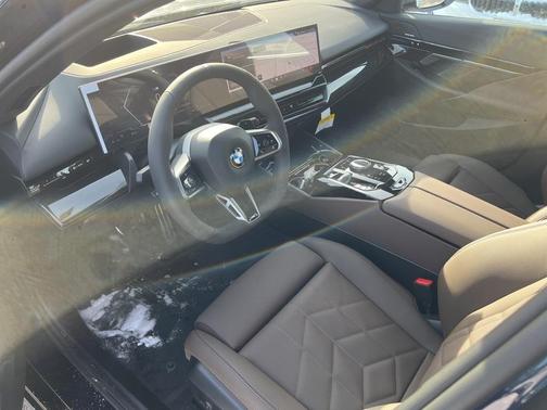 2026 BMW 530 i xDrive