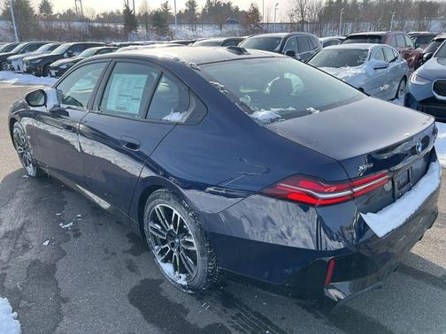 Tanzanite Blue II Metallic 2026 BMW 530 i xDrive