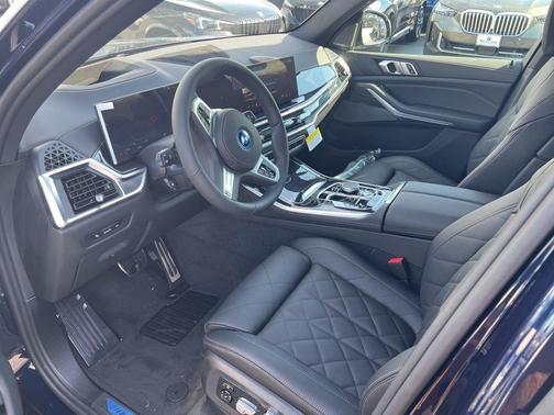 Tanzanite Blue II Metallic 2026 BMW X5 PHEV xDrive50e