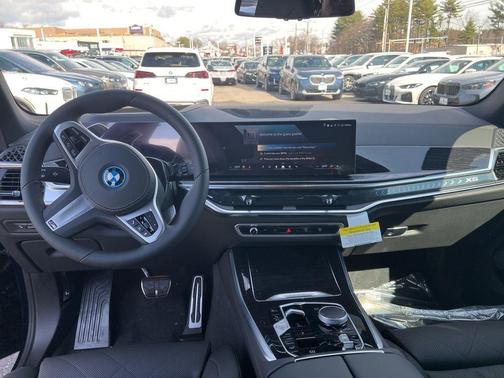 Tanzanite Blue II Metallic 2026 BMW X5 PHEV xDrive50e