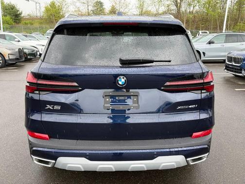 Tanzanite Blue II Metallic 2026 BMW X5 xDrive40i