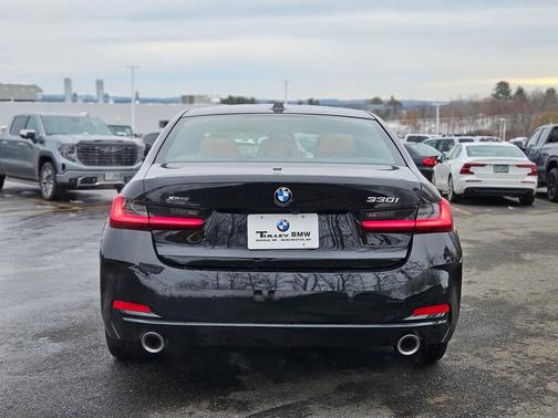 2025 BMW 330 i xDrive