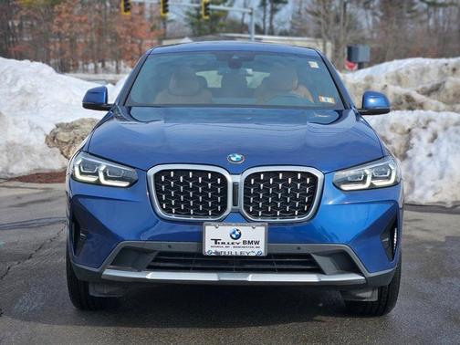 2023 BMW X4 xDrive30i