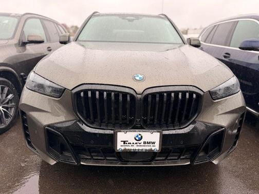 Manhattan Green Metallic 2026 BMW X5 xDrive40i